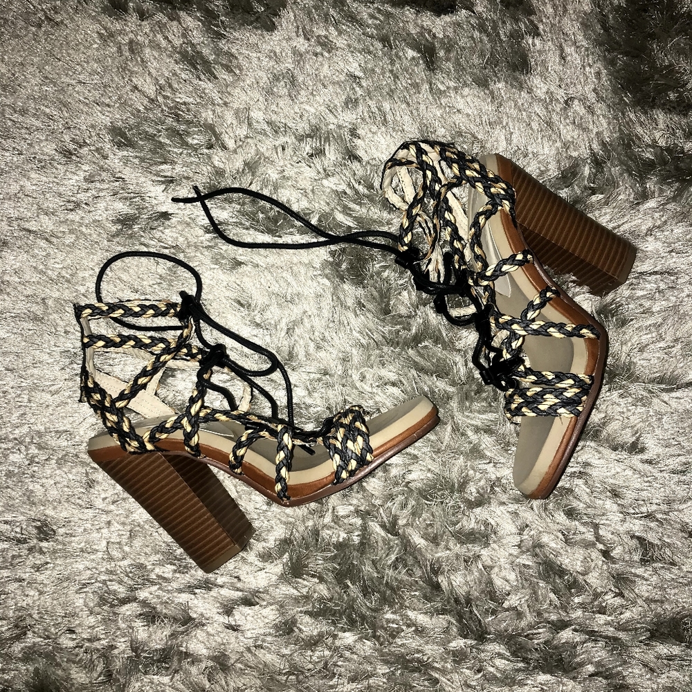 Groove High Heels
